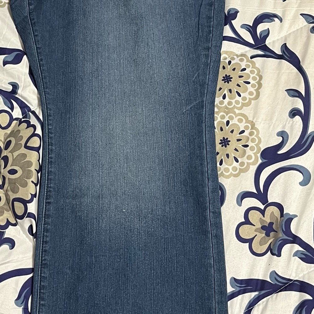 Brand New Women’s Size 22 Old Navy Jean